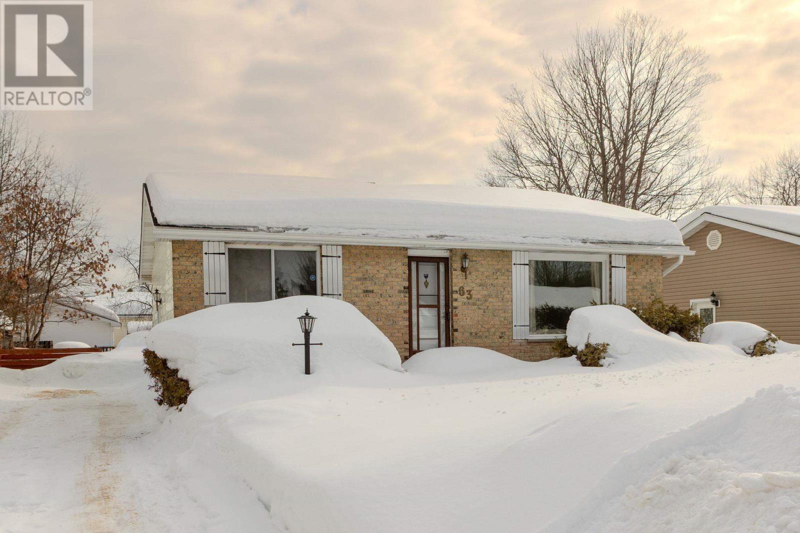 63 Dauphin DR, sault ste. marie, Ontario
