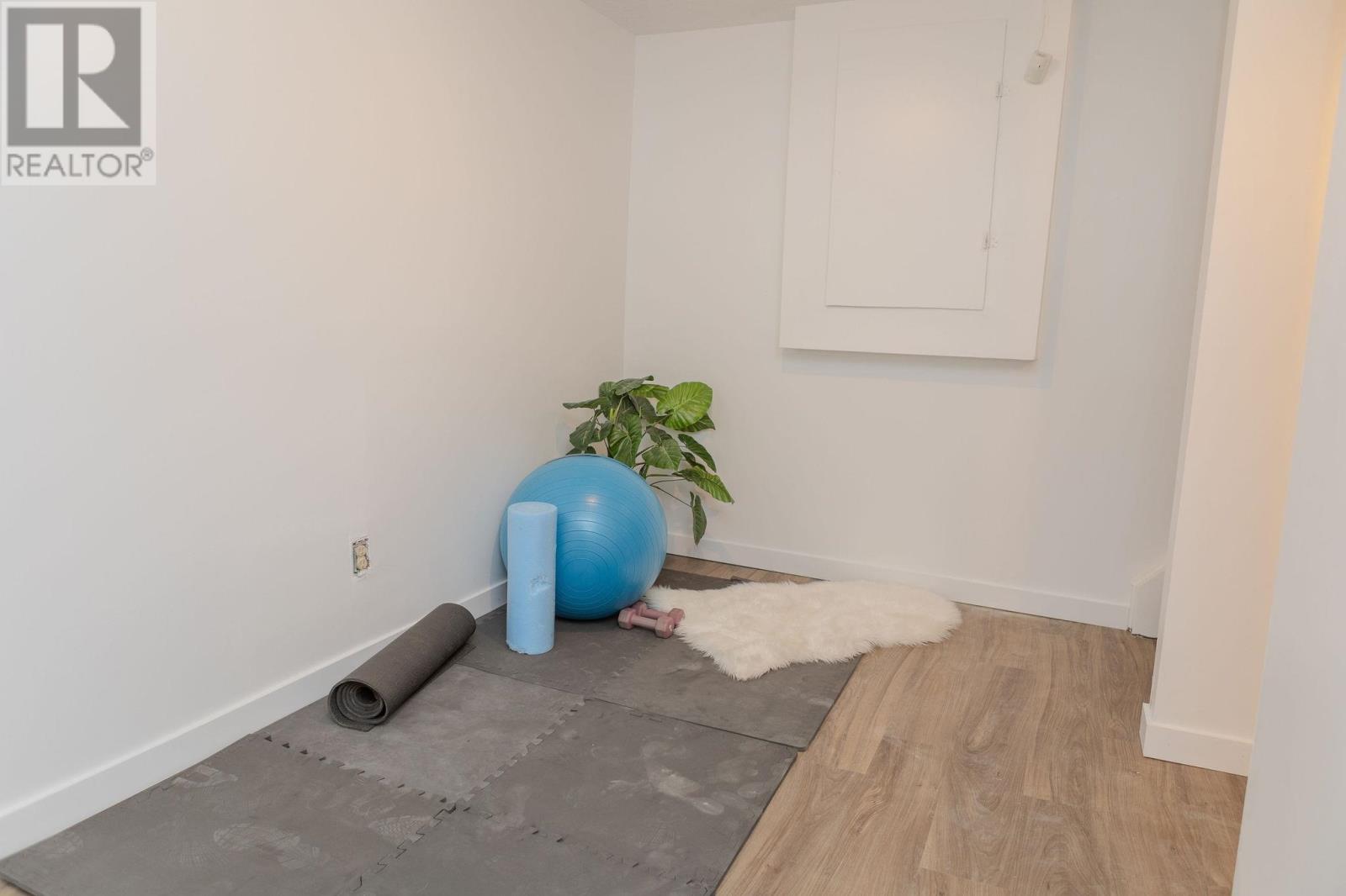 63 Dauphin Dr, Sault Ste. Marie, Ontario  P6A 5E9 - Photo 25 - SM260409