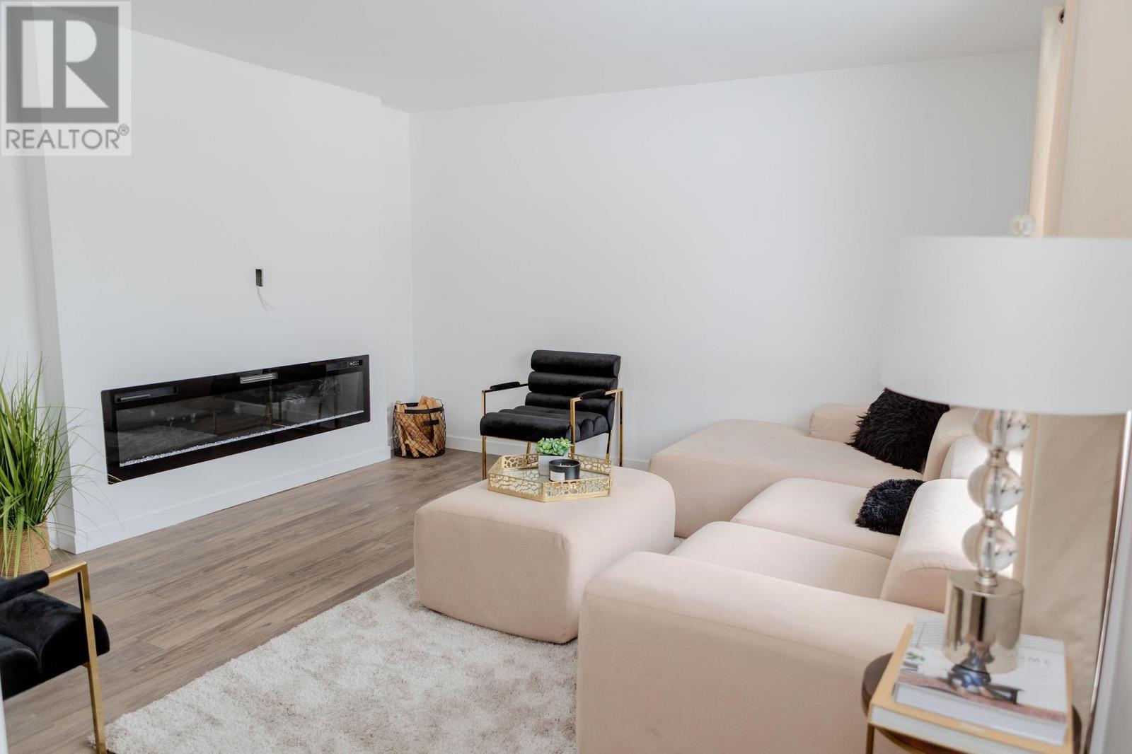 63 Dauphin Dr, Sault Ste. Marie, Ontario  P6A 5E9 - Photo 4 - SM260409