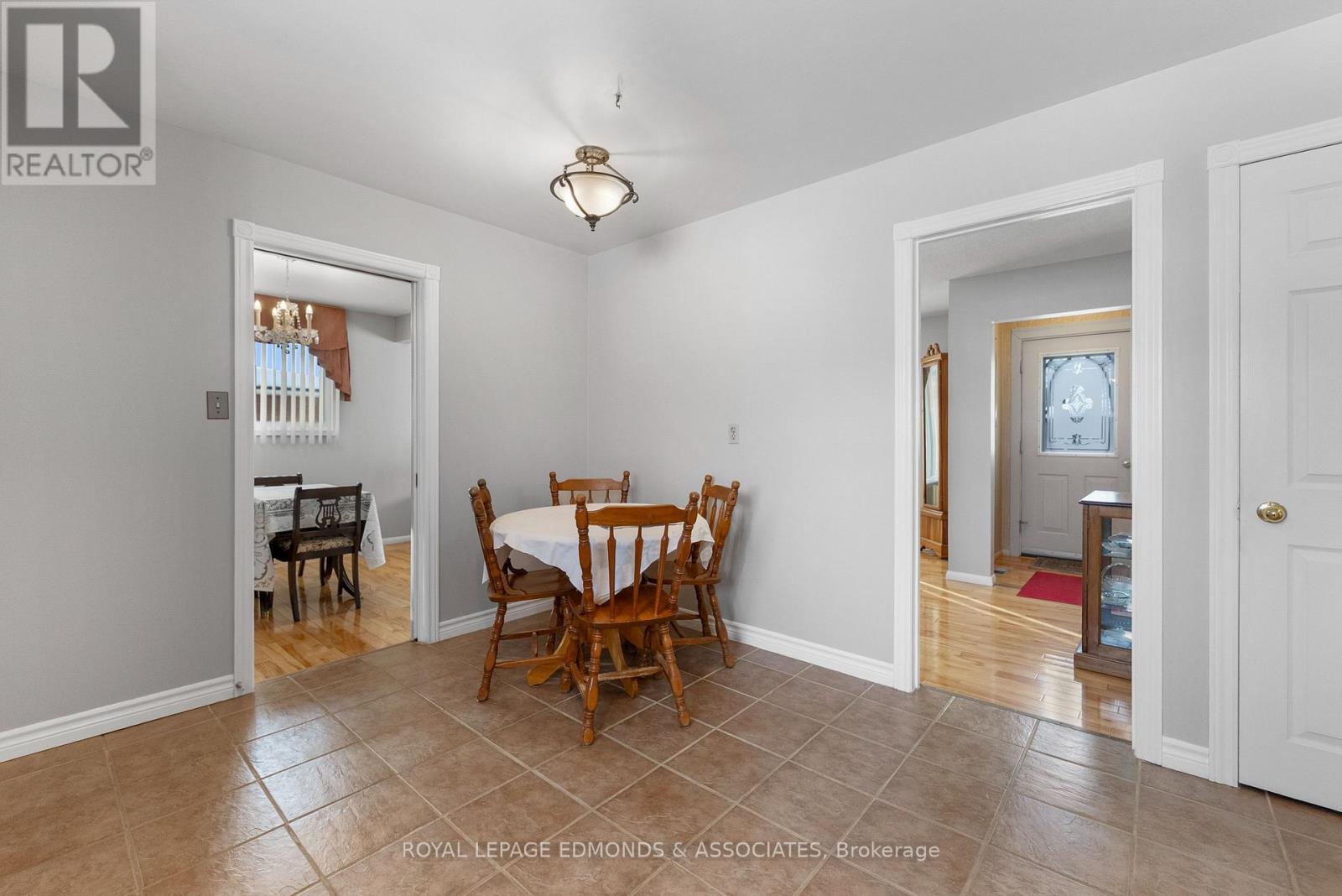 395 Chamberlain Street, Pembroke, Ontario  K8A 2N3 - Photo 15 - X12844770