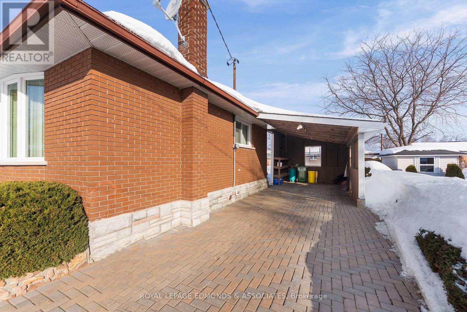 395 Chamberlain Street, Pembroke, Ontario  K8A 2N3 - Photo 3 - X12844770