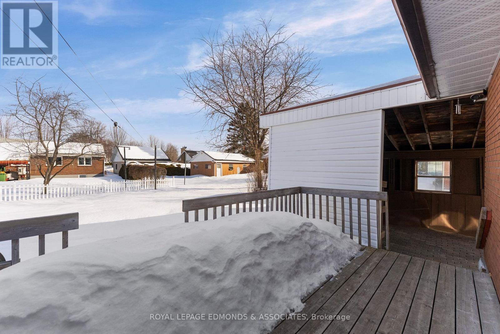 395 Chamberlain Street, Pembroke, Ontario  K8A 2N3 - Photo 30 - X12844770