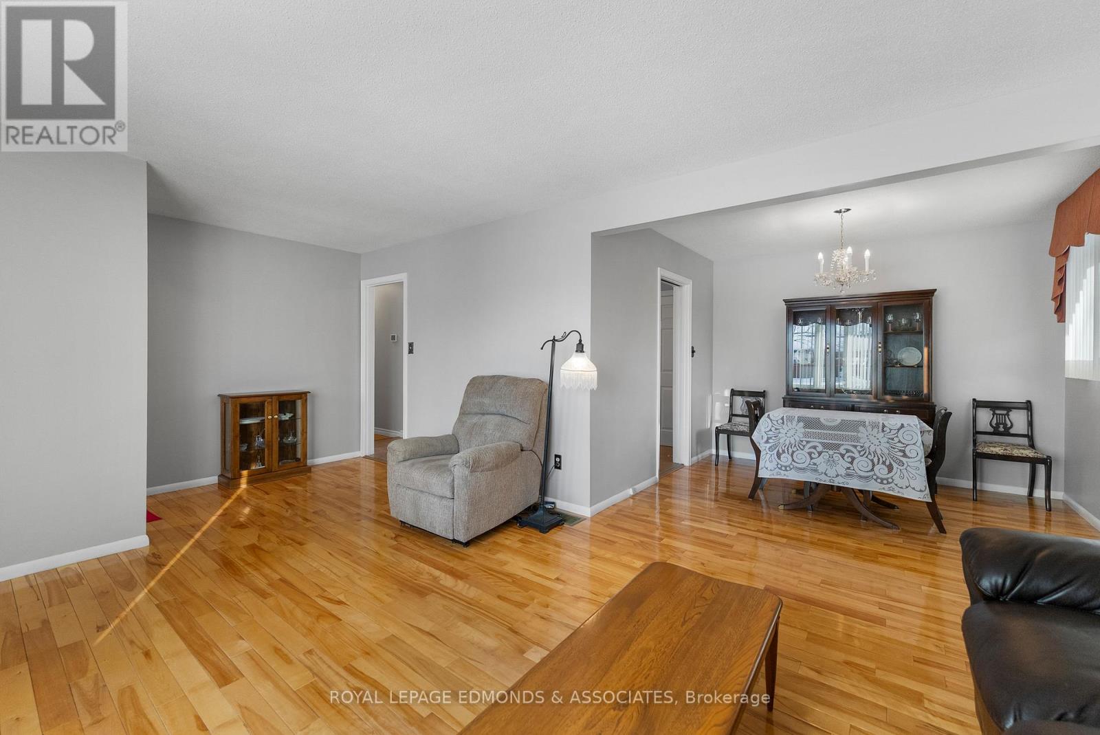 395 Chamberlain Street, Pembroke, Ontario  K8A 2N3 - Photo 7 - X12844770