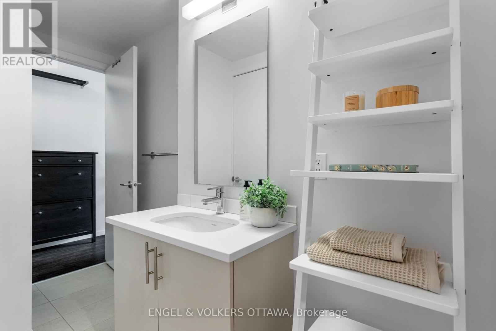 210 - 1000 Wellington Street W, Ottawa, Ontario  K1Y 2X9 - Photo 15 - X12844792