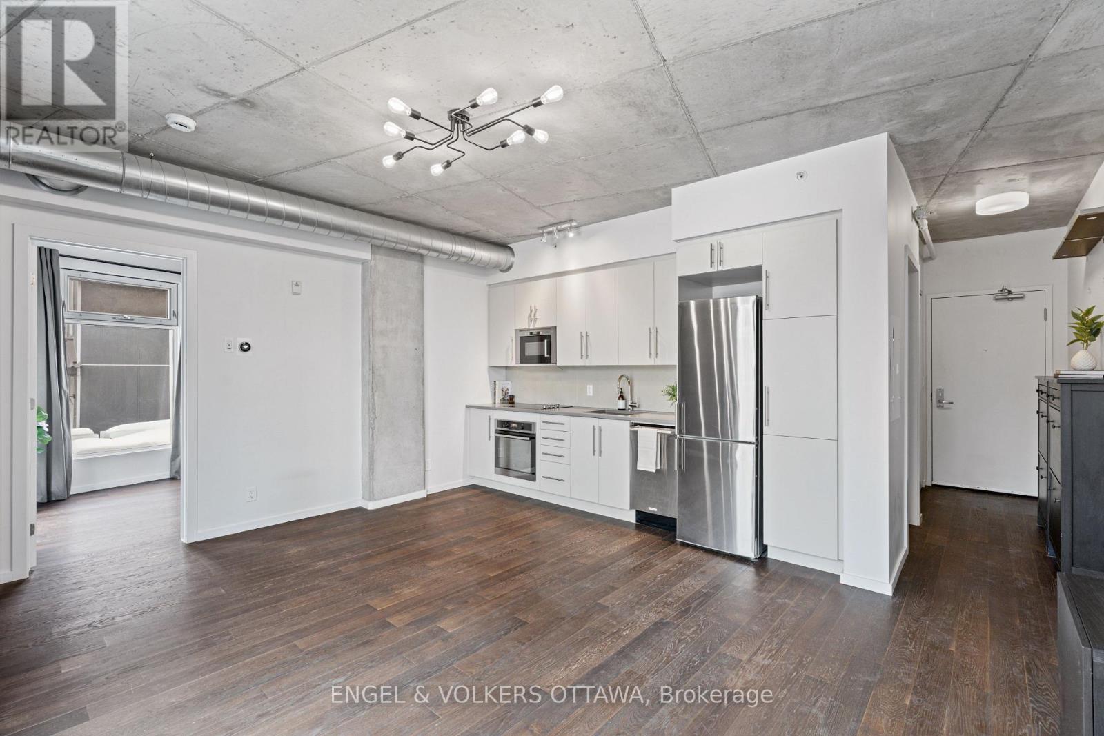 210 - 1000 Wellington Street W, Ottawa, Ontario  K1Y 2X9 - Photo 2 - X12844792