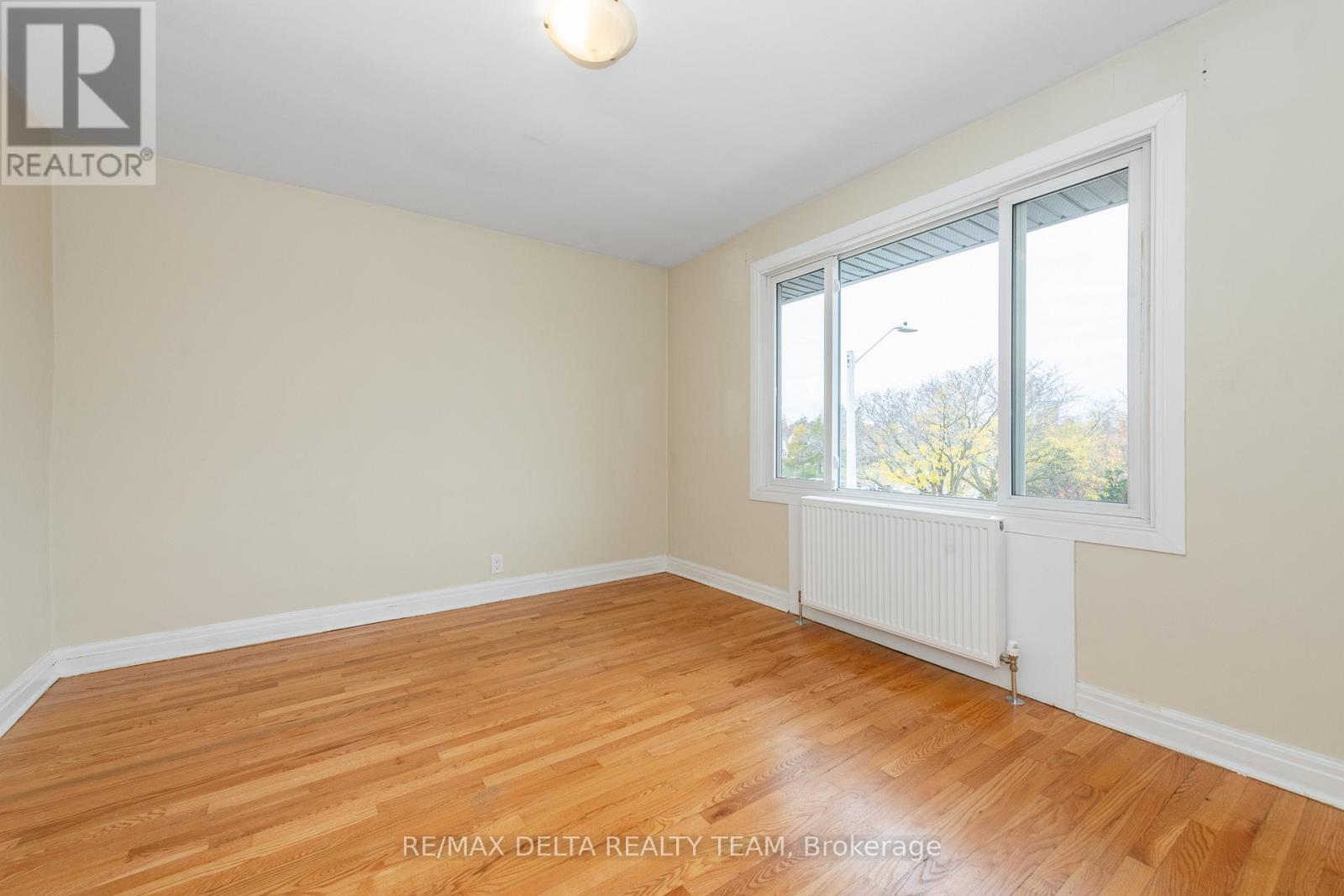 4 - 416 Dovercourt Avenue, Ottawa, Ontario  K2A 0T1 - Photo 10 - X12844820