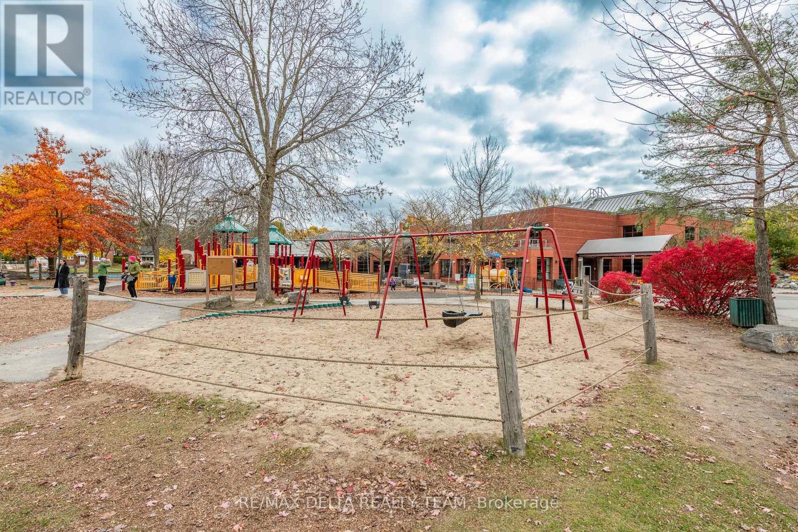 4 - 416 Dovercourt Avenue, Ottawa, Ontario  K2A 0T1 - Photo 22 - X12844820