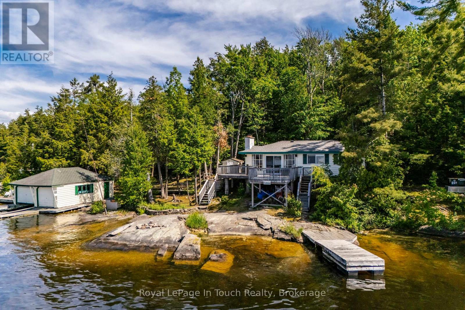 2 IS 270 SIX MILE LAKE ISLAND, Georgian Bay, Ontario