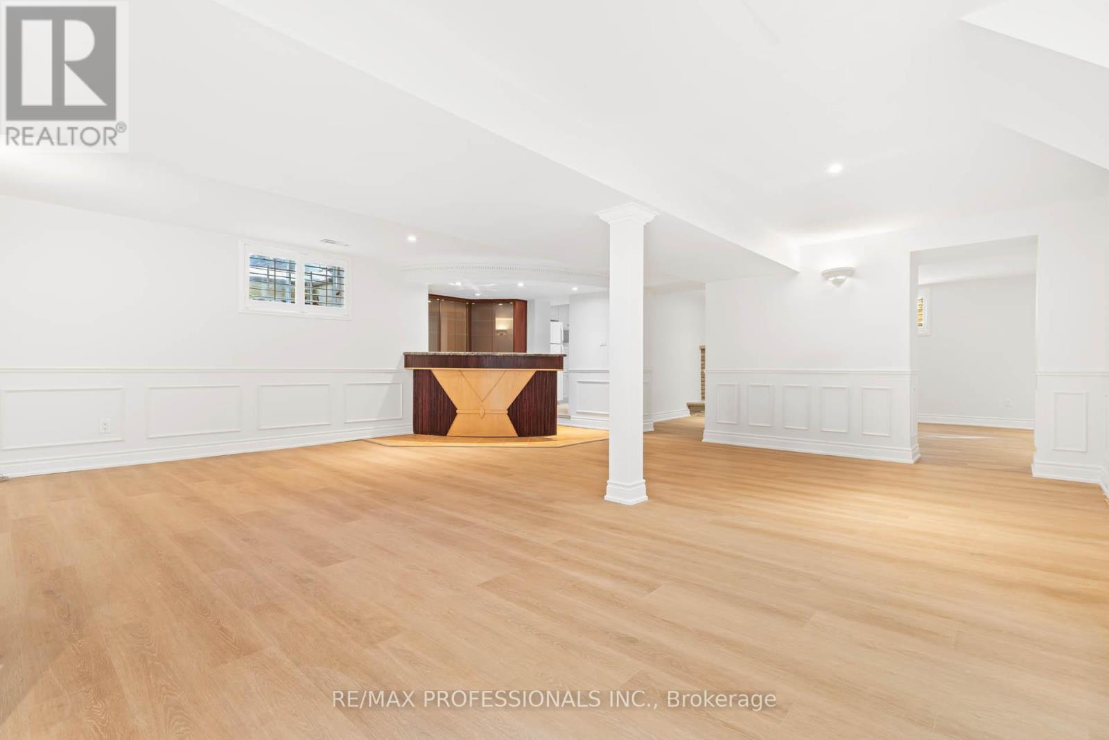 560 Meadow Wood Road, Mississauga (Clarkson), Ontario  L5J 2S3 - Photo 35 - W12842808