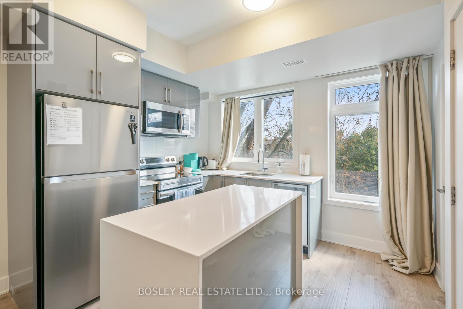 316 - 6065 Mcleod Road, Niagara Falls, Ontario  L2G 0Z7 - Photo 3 - X12844894