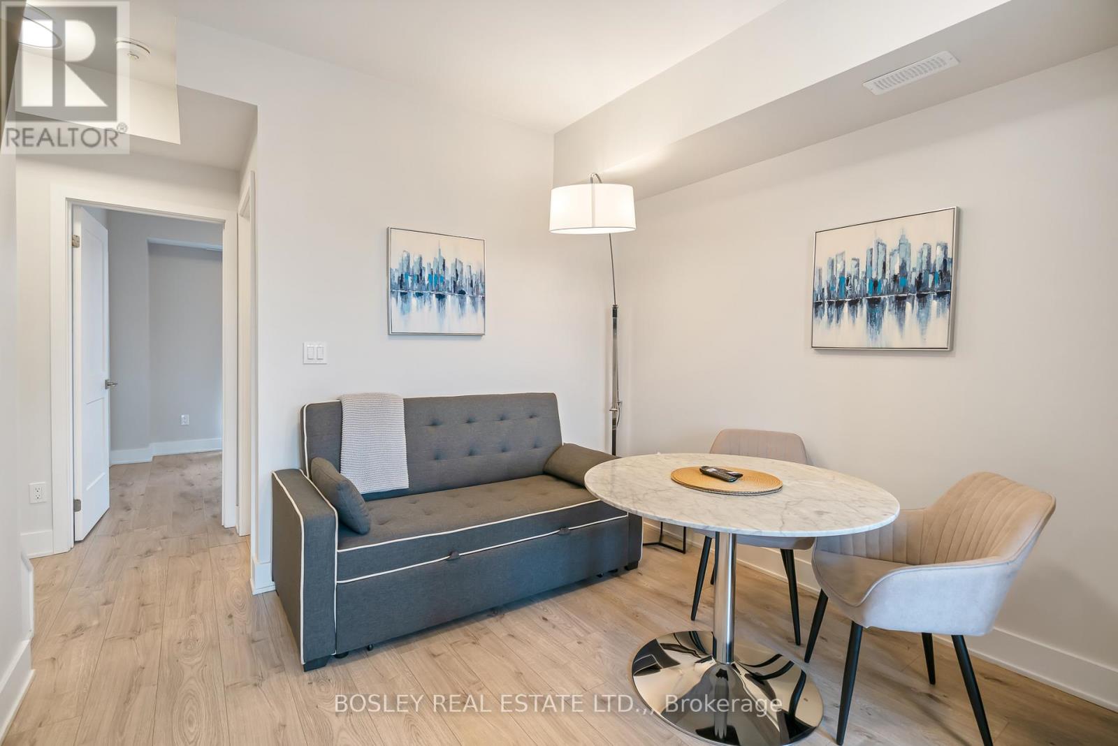 316 - 6065 Mcleod Road, Niagara Falls, Ontario  L2G 0Z7 - Photo 5 - X12844894