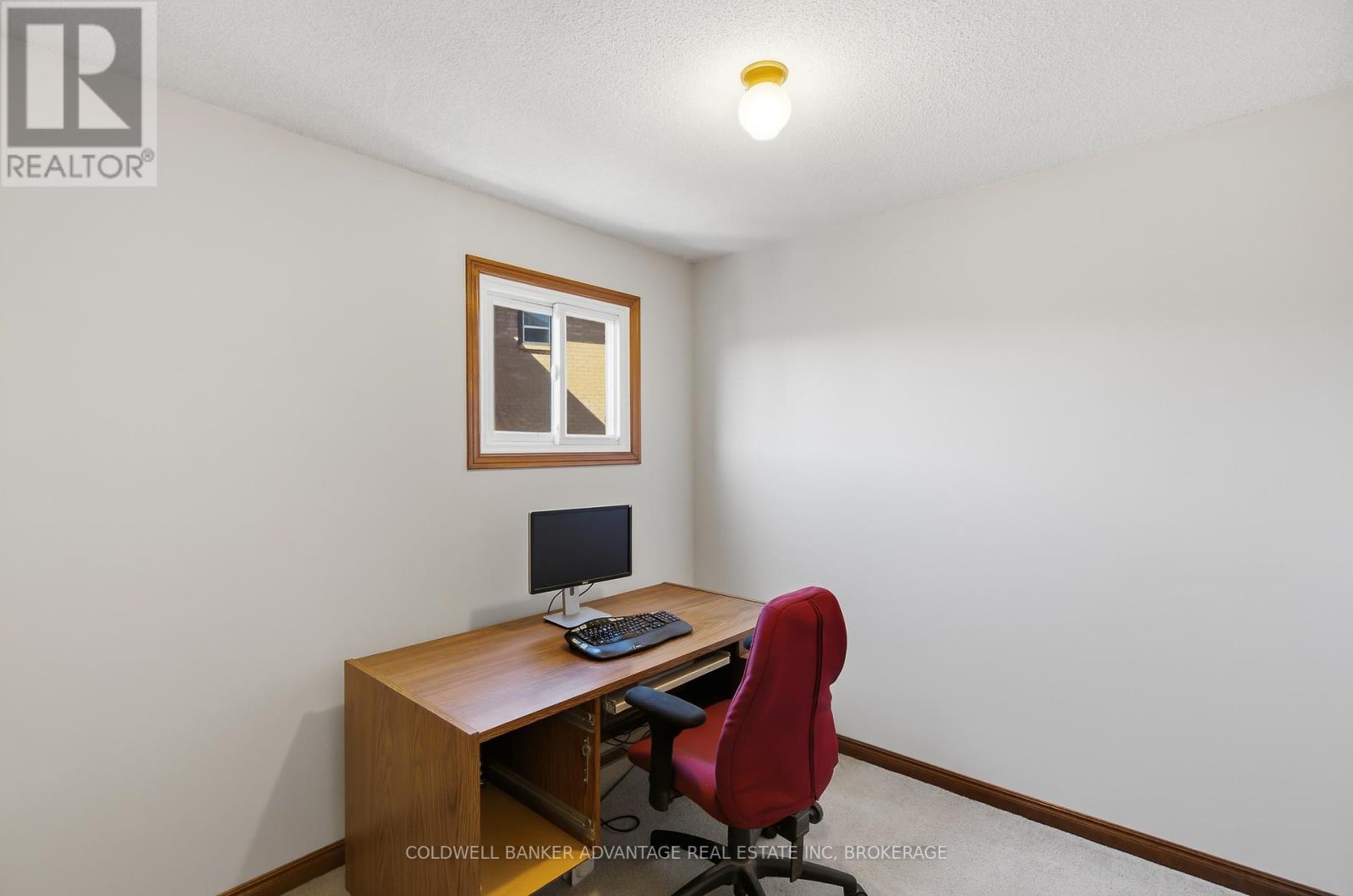 137 Valera Drive, Hamilton, Ontario L8E 4T1 - Photo 25 - X12844934