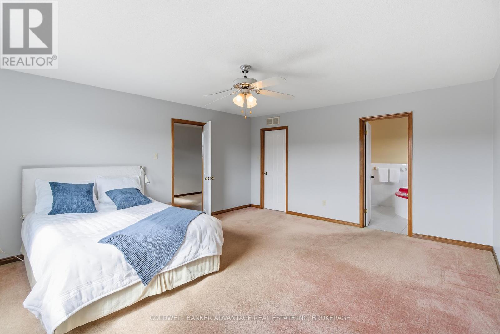 137 Valera Drive, Hamilton, Ontario L8E 4T1 - Photo 34 - X12844934