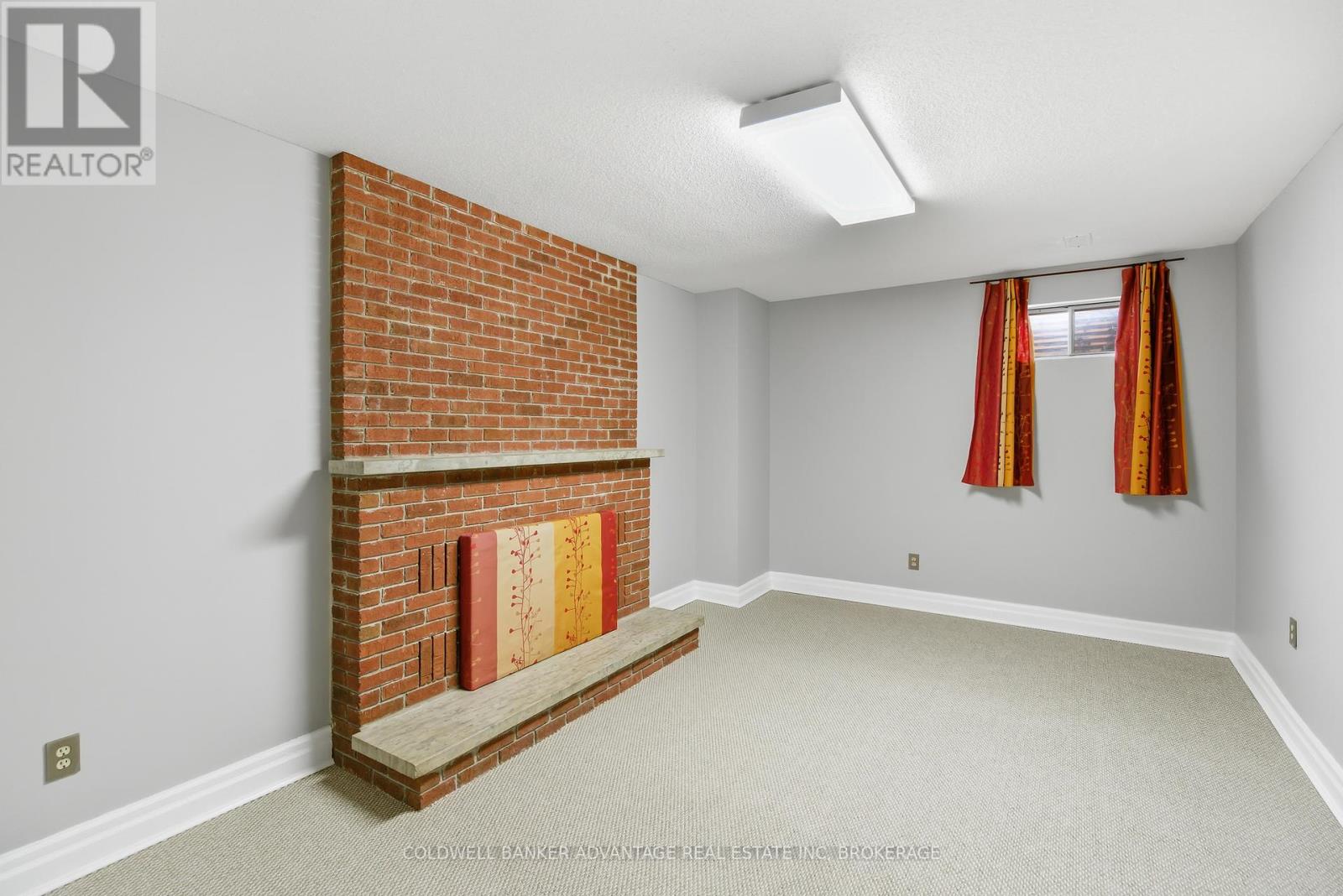 137 Valera Drive, Hamilton, Ontario L8E 4T1 - Photo 42 - X12844934