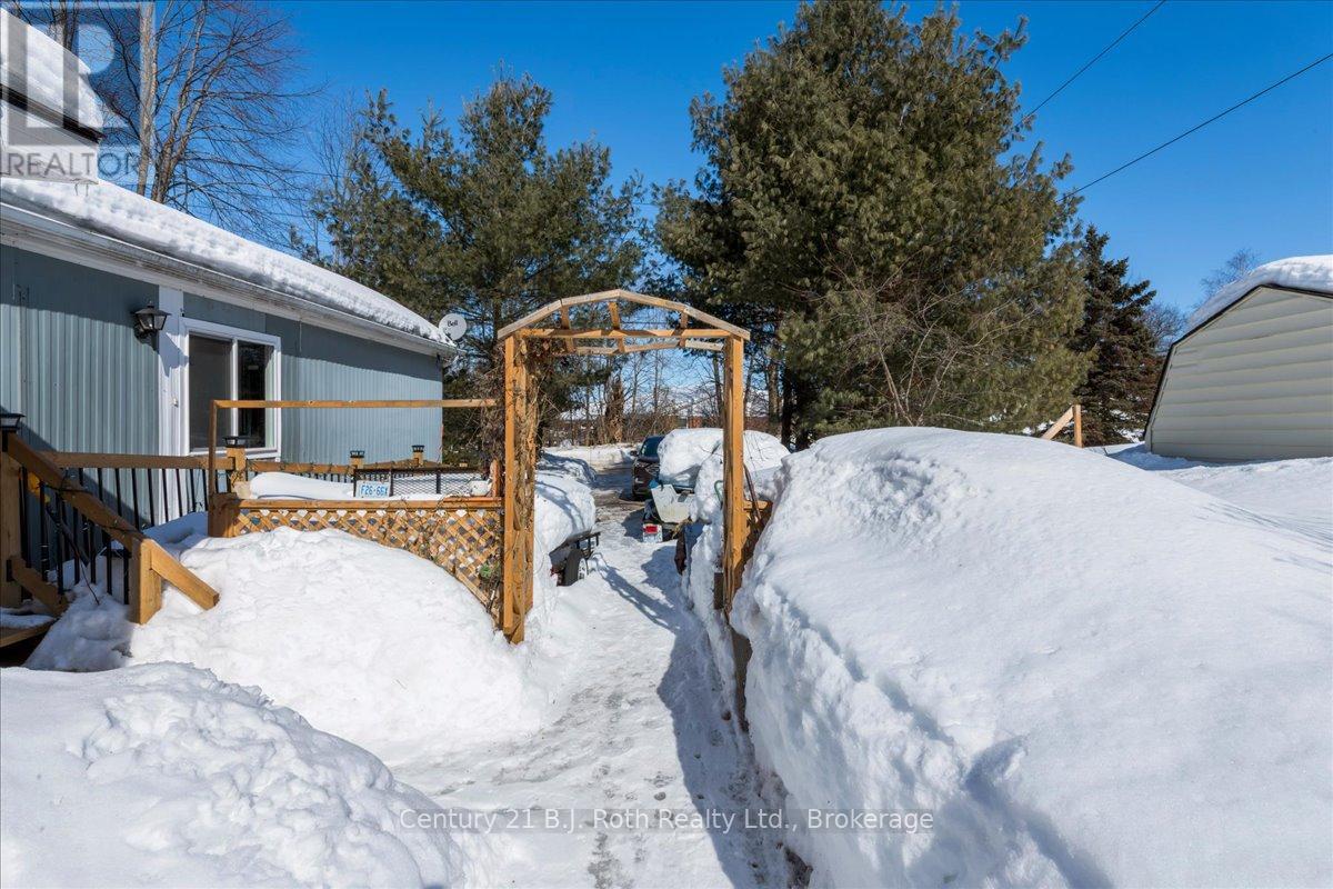 1 Smiths Lane, Midland, Ontario  L4R 0B9 - Photo 3 - S12844958