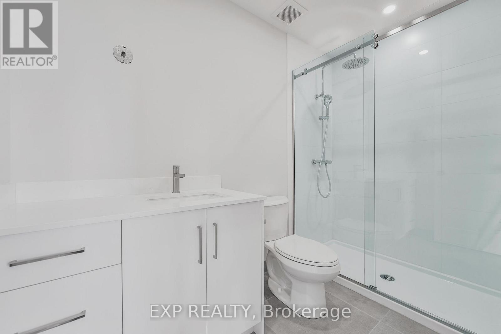 A - 2 Iona Street, Ottawa, Ontario  K1Y 0V1 - Photo 10 - X12844260