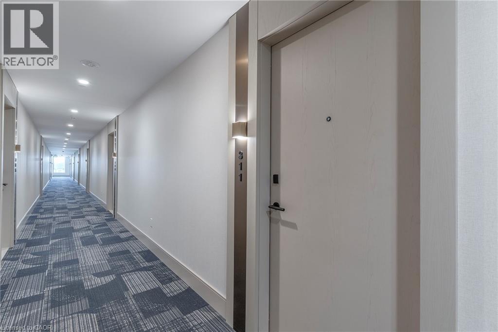 1415 Dundas Street E Unit# 311, Oakville, Ontario  L6H 8A3 - Photo 3 - 40809610