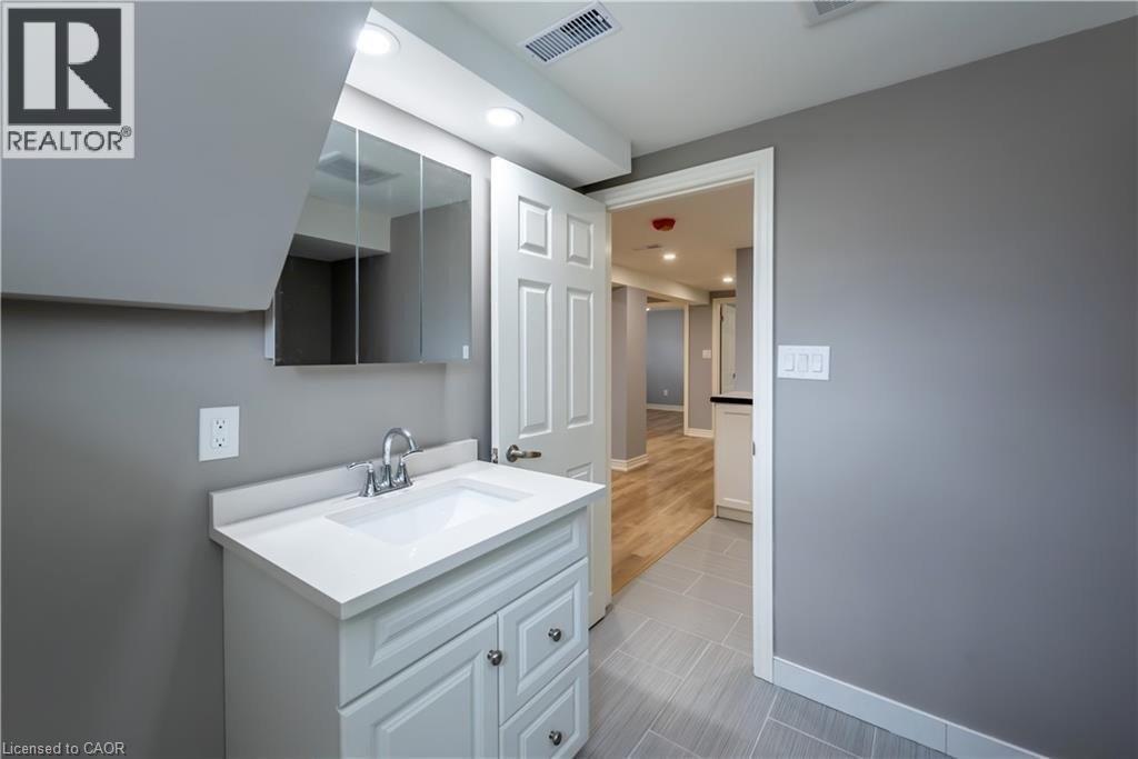 431 East 36th Street Unit# Lower, Hamilton, Ontario  L8V 4A4 - Photo 10 - 40809605