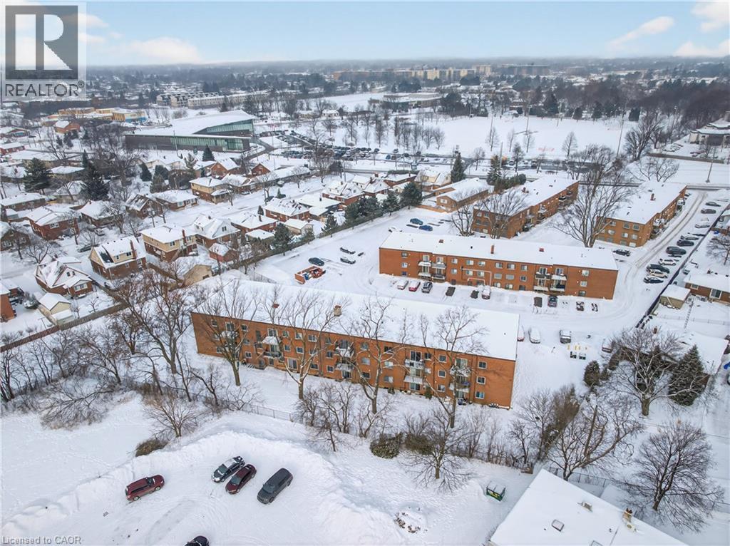 456 Carlton Street Unit# 10, St. Catharines, Ontario  L2M 4X1 - Photo 20 - 40809576
