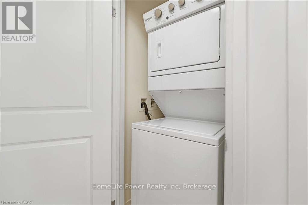 325 - 301 Westmount Road W, Kitchener, Ontario  N2M 5M9 - Photo 10 - X12844926