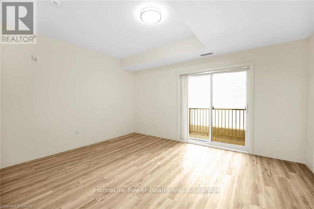 325 - 301 Westmount Road W, Kitchener, Ontario  N2M 5M9 - Photo 5 - X12844926