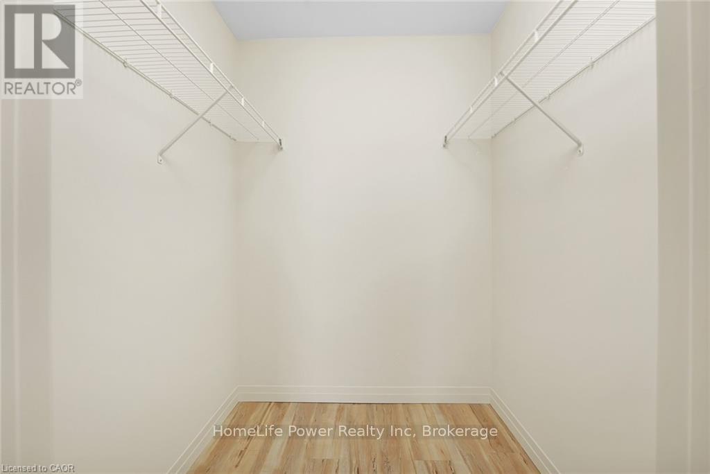 325 - 301 Westmount Road W, Kitchener, Ontario  N2M 5M9 - Photo 8 - X12844926