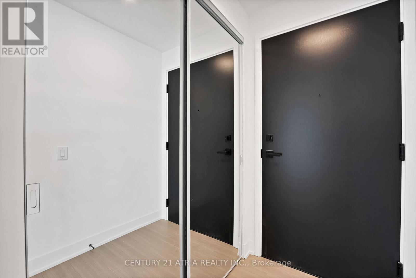 1602 - 36 Olive Avenue, Toronto, Ontario  M2N 4P9 - Photo 2 - C12844814