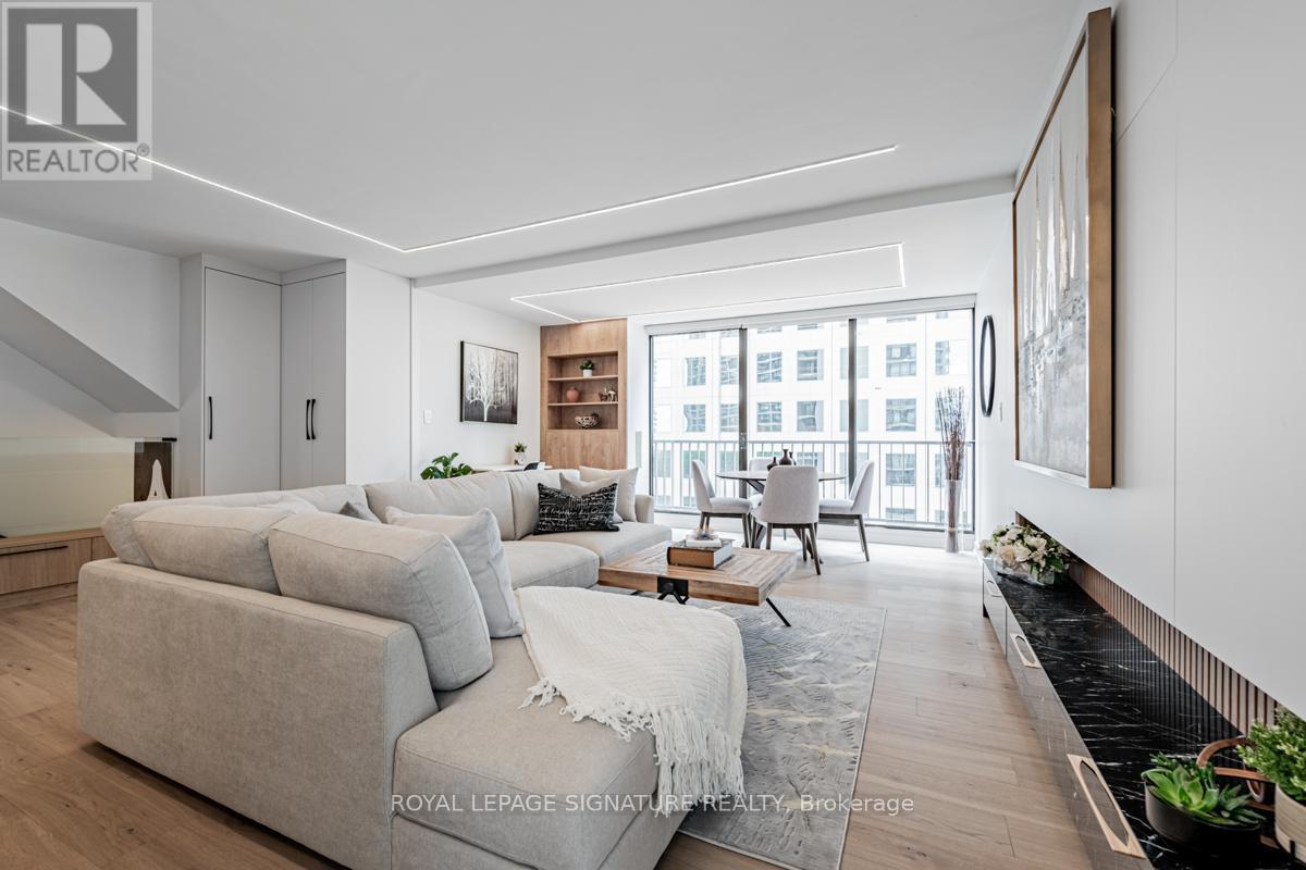 1035 - 33 Harbour Square, Toronto, Ontario  M5J 2G2 - Photo 14 - C12844832