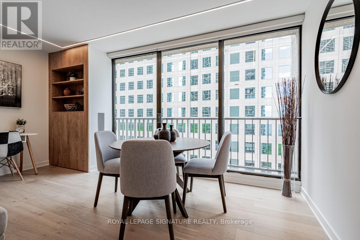 1035 - 33 Harbour Square, Toronto, Ontario  M5J 2G2 - Photo 19 - C12844832