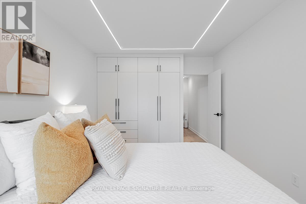 1035 - 33 Harbour Square, Toronto, Ontario  M5J 2G2 - Photo 26 - C12844832