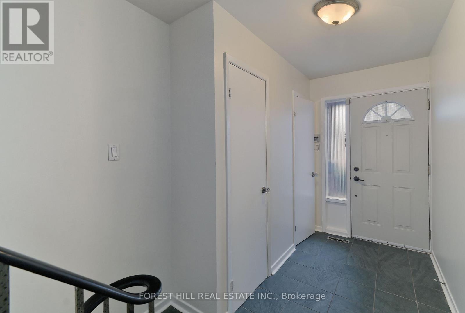 259 - 45 Sugar Mill Way, Toronto, Ontario  M2L 1R5 - Photo 5 - C12844836