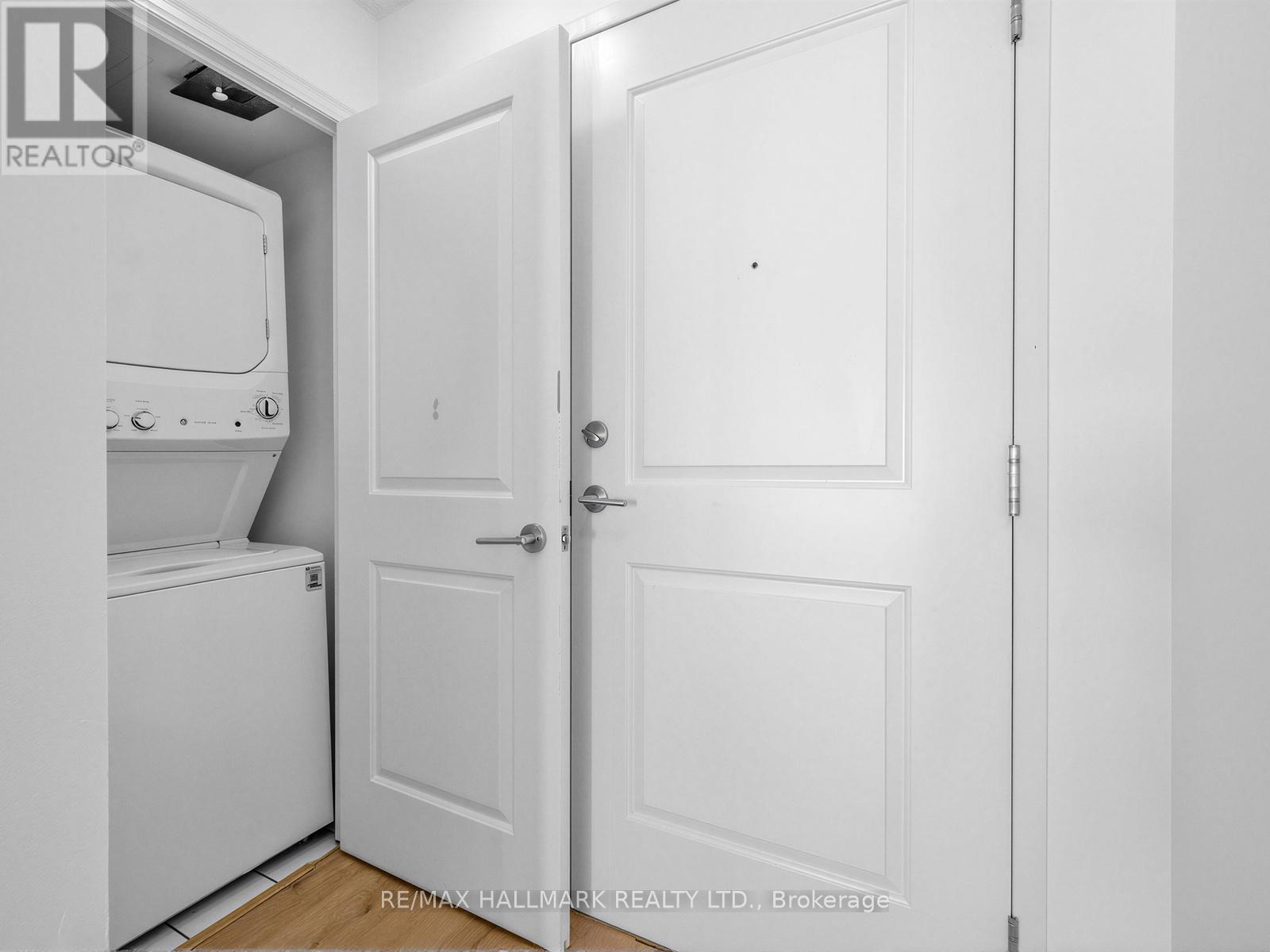 1004 - 75 East Liberty Street, Toronto (Niagara), Ontario  M6K 3R3 - Photo 4 - C12844924