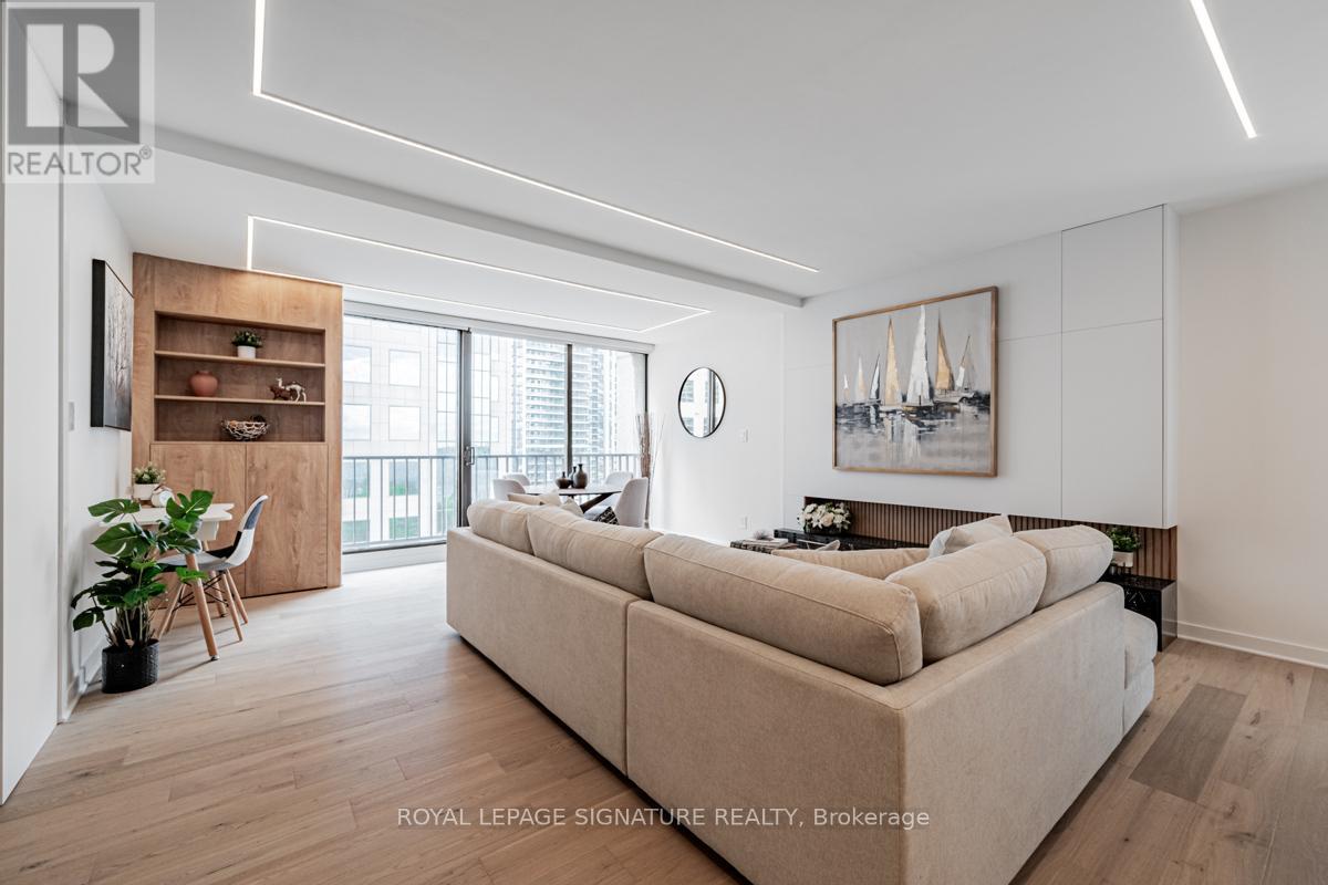 1035 - 33 Harbour Square, Toronto (Waterfront Communities), Ontario  M5J 2G2 - Photo 15 - C12844936