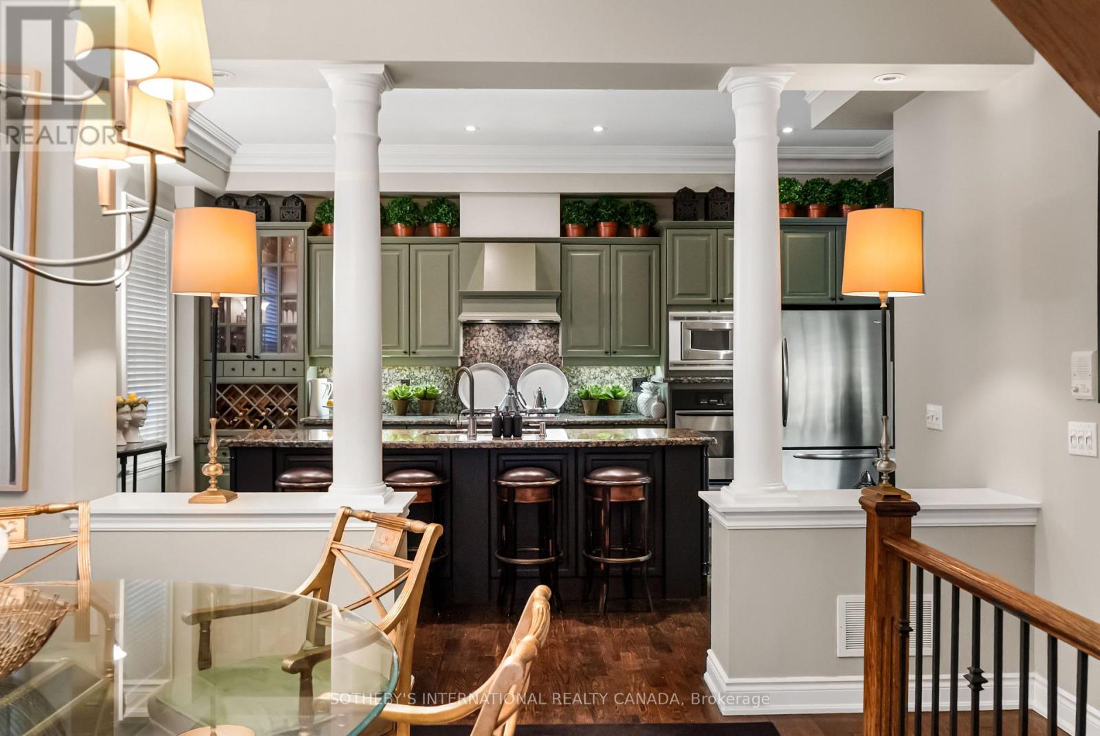 74 Aberdeen Avenue, Toronto, Ontario  M4X 1A2 - Photo 5 - C12844944