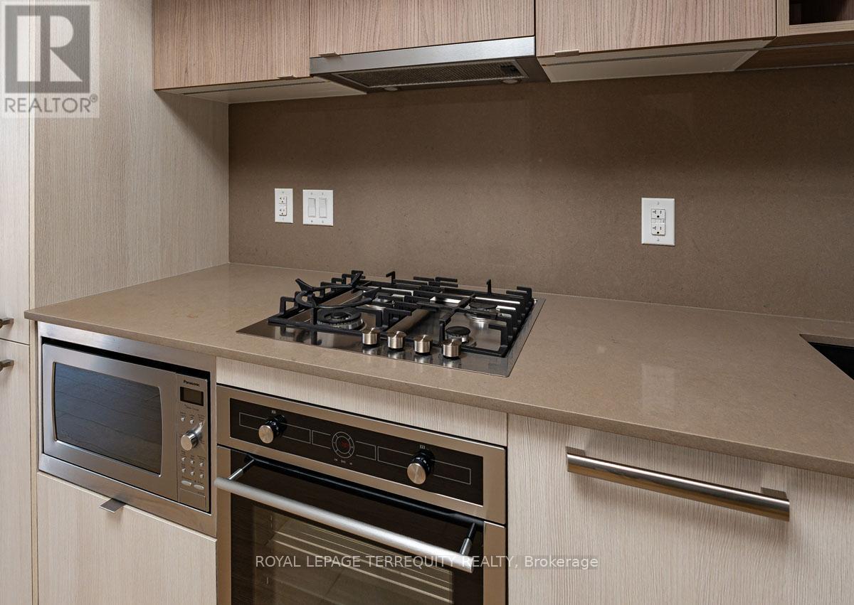 501 - 138 St Helens Avenue, Toronto, Ontario M6H 0B8 - Photo 6 - C12844966