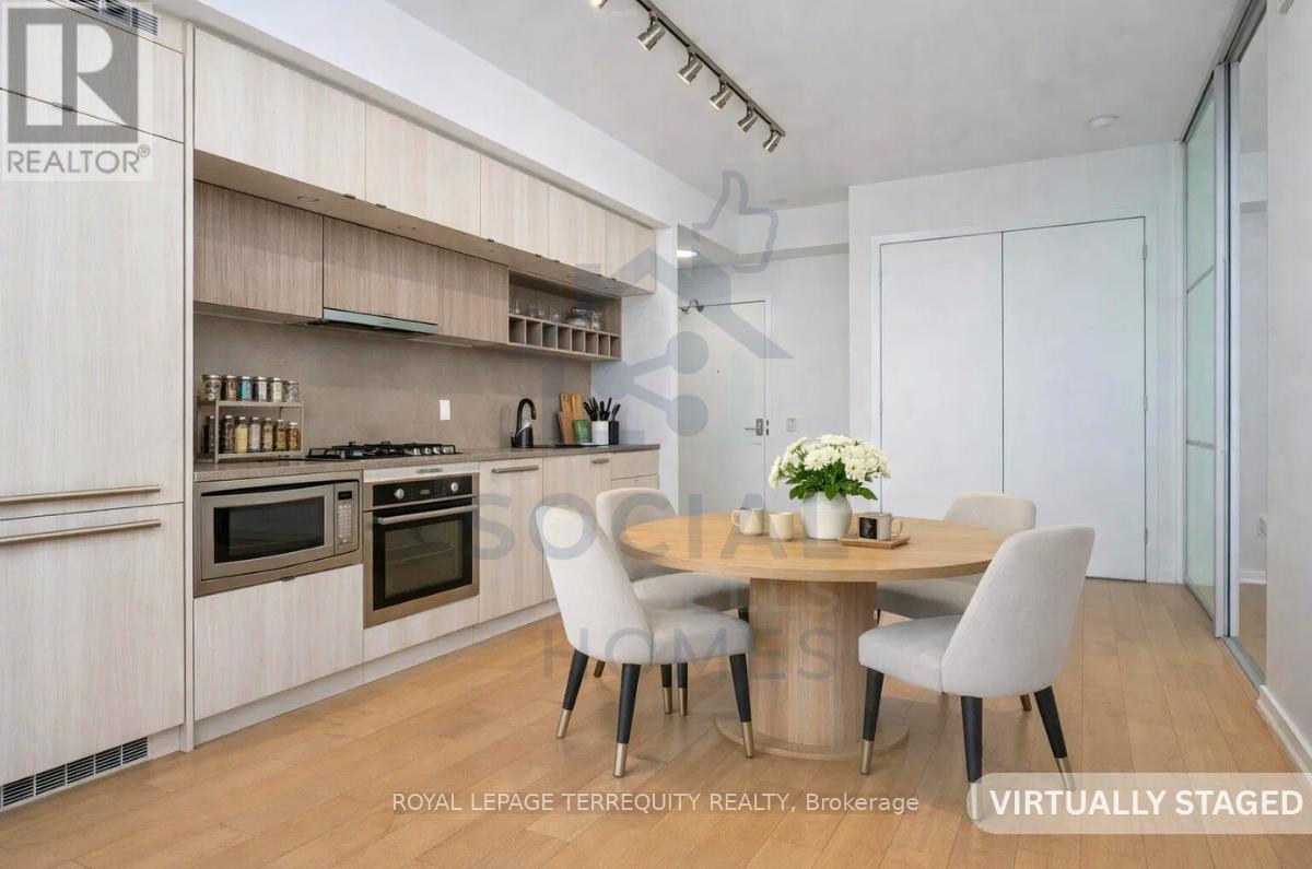 501 - 138 St Helens Avenue, Toronto, Ontario M6H 0B8 - Photo 8 - C12844966