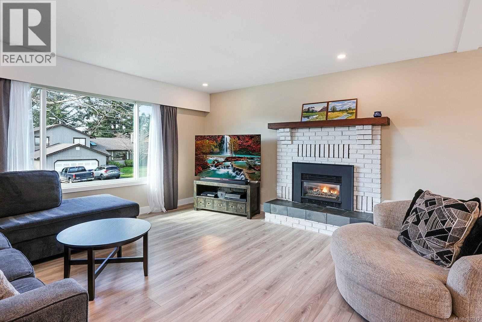 512 Brooklyn Pl, Comox, British Columbia  V9M 3G6 - Photo 3 - 1027512