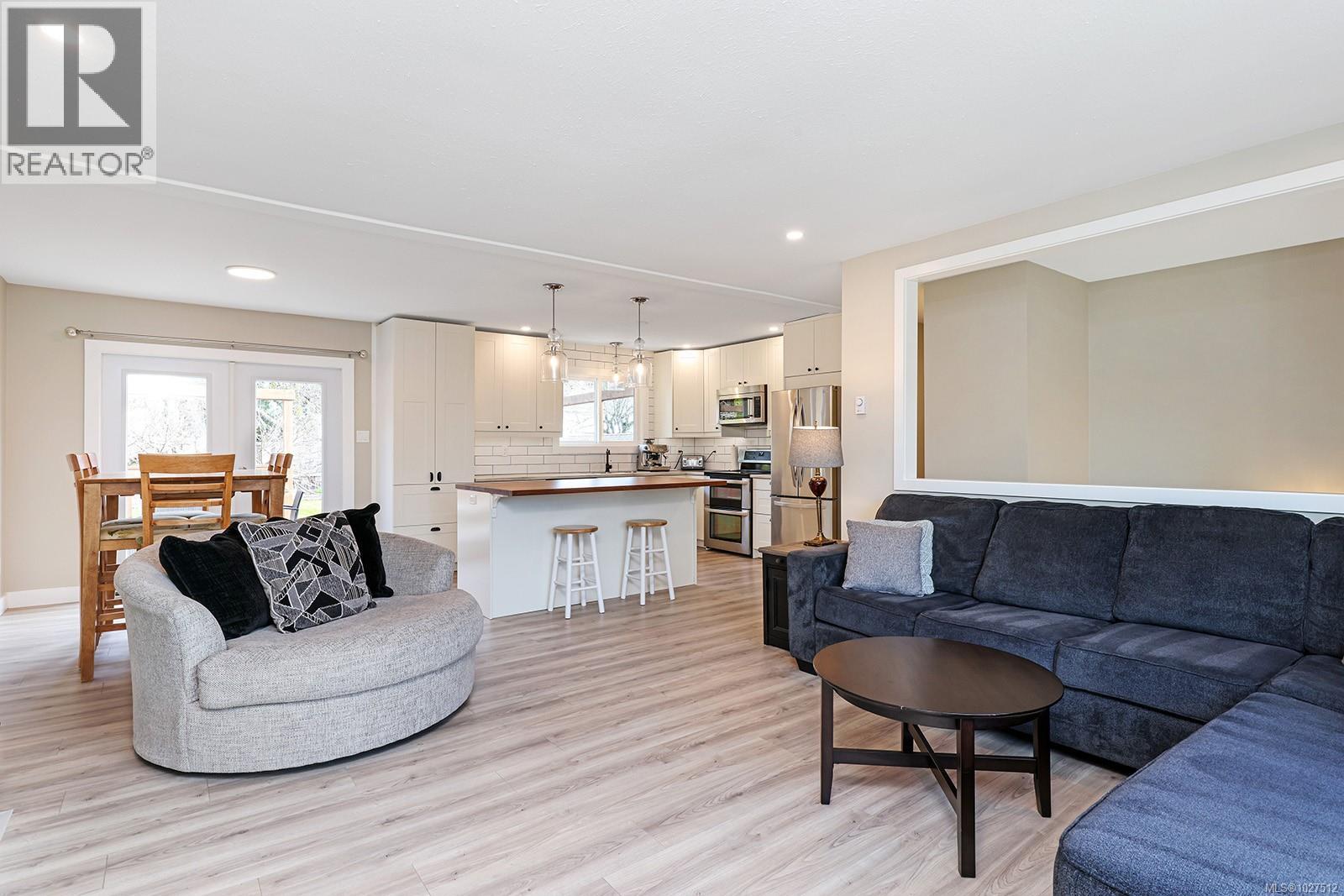 512 Brooklyn Pl, Comox, British Columbia  V9M 3G6 - Photo 4 - 1027512