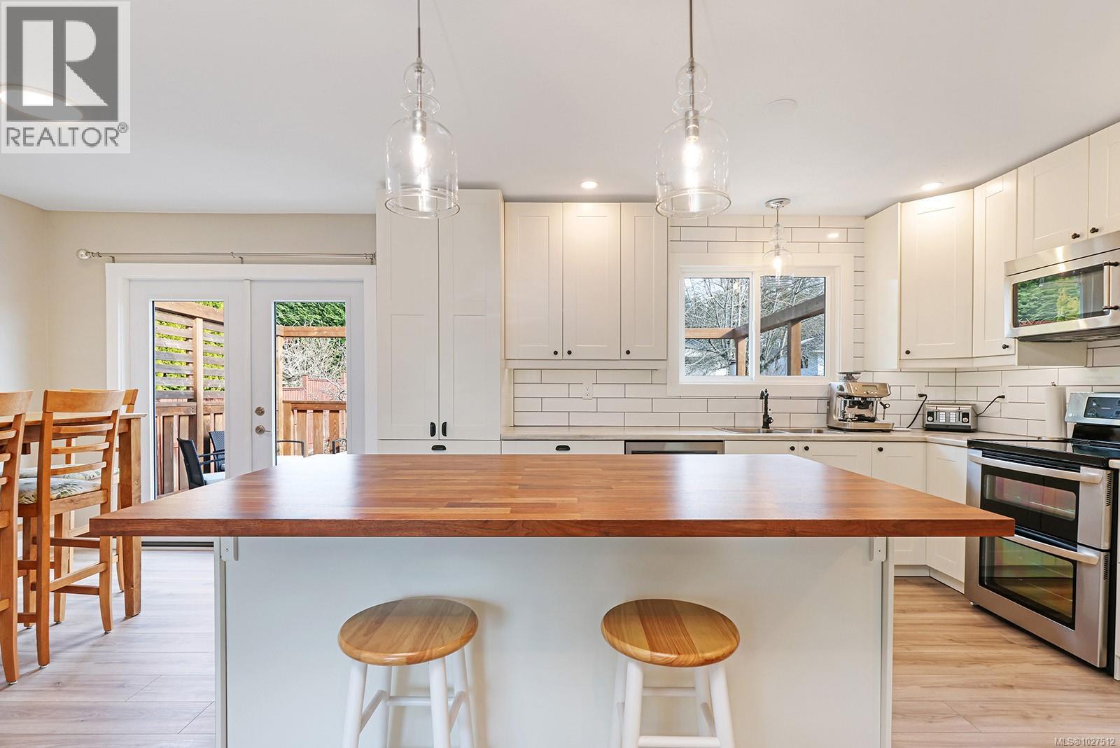 512 Brooklyn Pl, Comox, British Columbia  V9M 3G6 - Photo 6 - 1027512