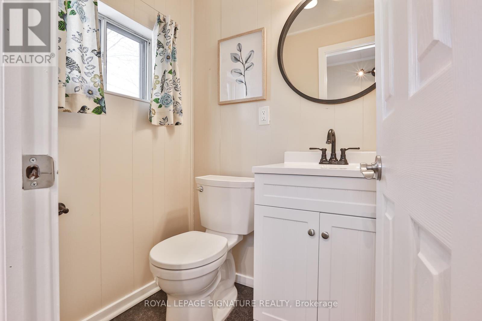 2 Earl Haig Avenue, Toronto, Ontario  M4C 1E1 - Photo 20 - E12844724