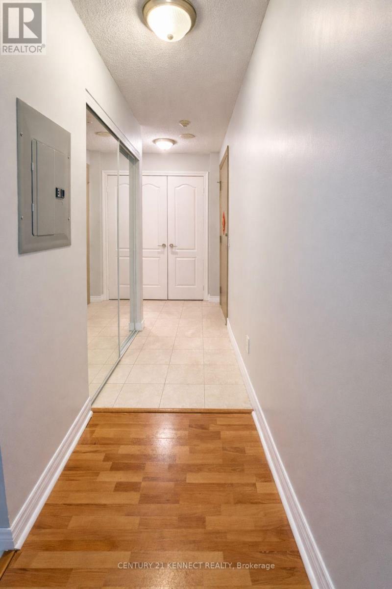 1409 - 70 Town Centre Court, Toronto, Ontario  M1P 0B2 - Photo 4 - E12844962