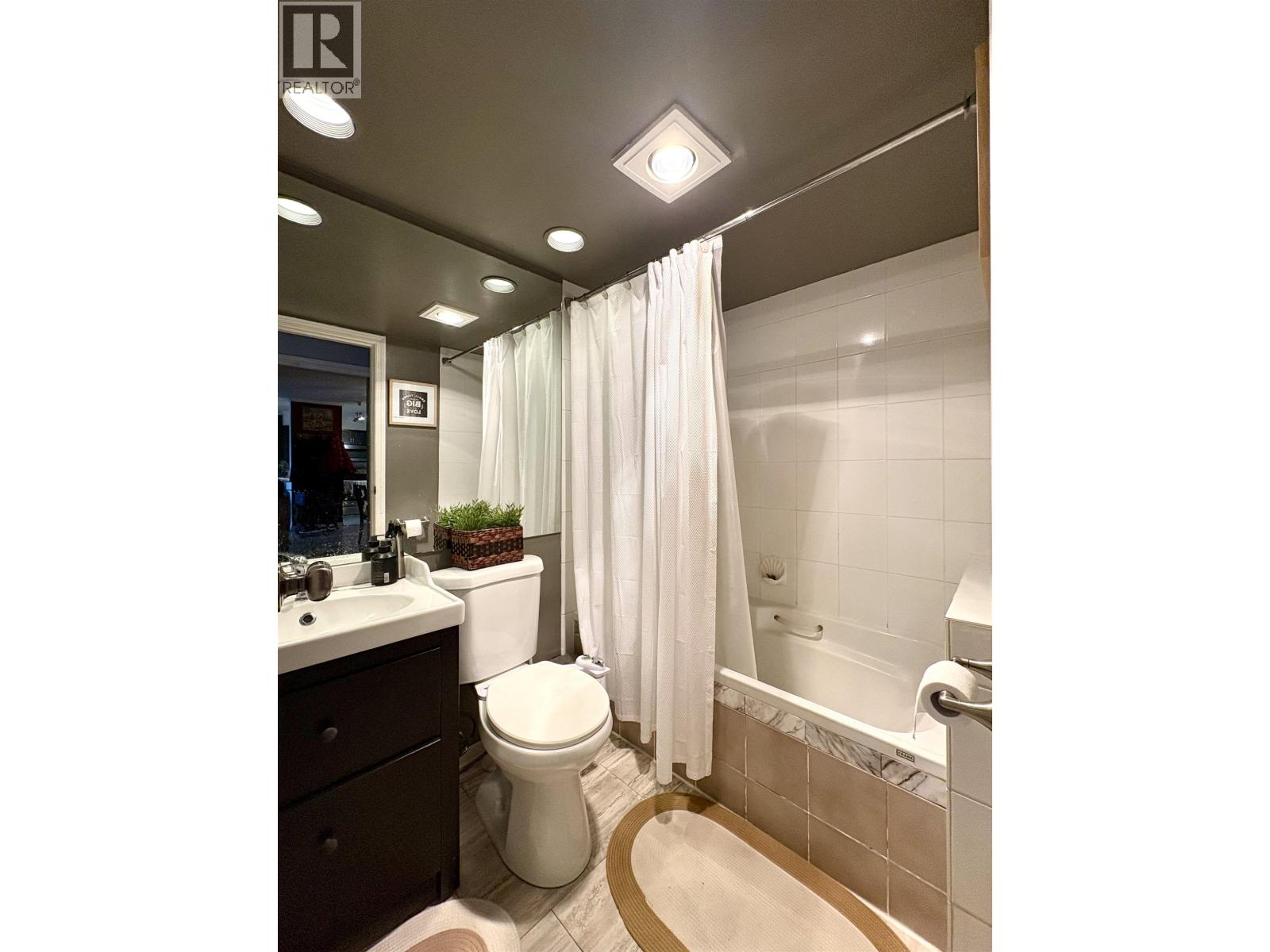 305 1250 Quayside Drive, New Westminster, British Columbia  V3M 6E2 - Photo 12 - R3093461