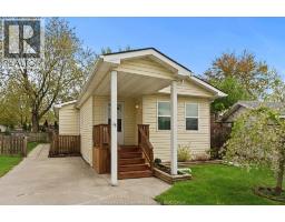 15 SPRUCE STREET, McGregor, Ontario