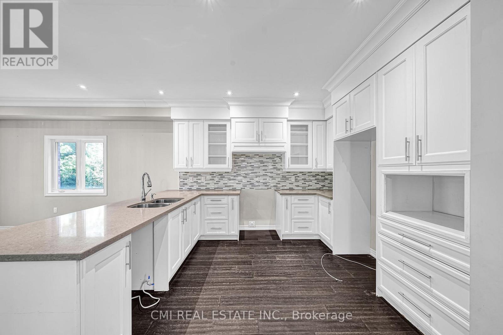 21 Scotia Road, Georgina, Ontario  L0E 1R0 - Photo 16 - N12844746