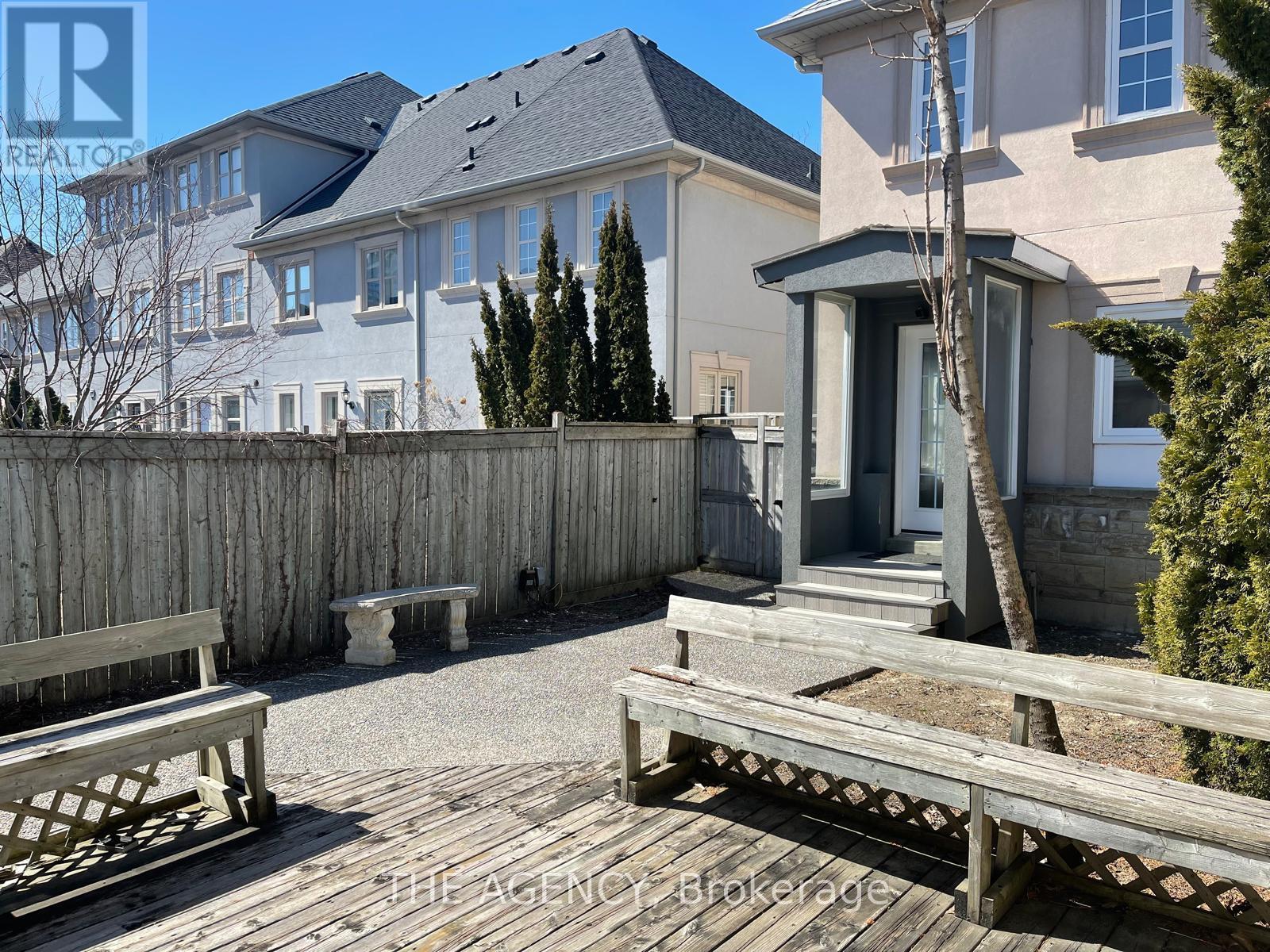 9031 Yonge Street, Richmond Hill (Langstaff), Ontario  L4C 0L2 - Photo 25 - N12844844