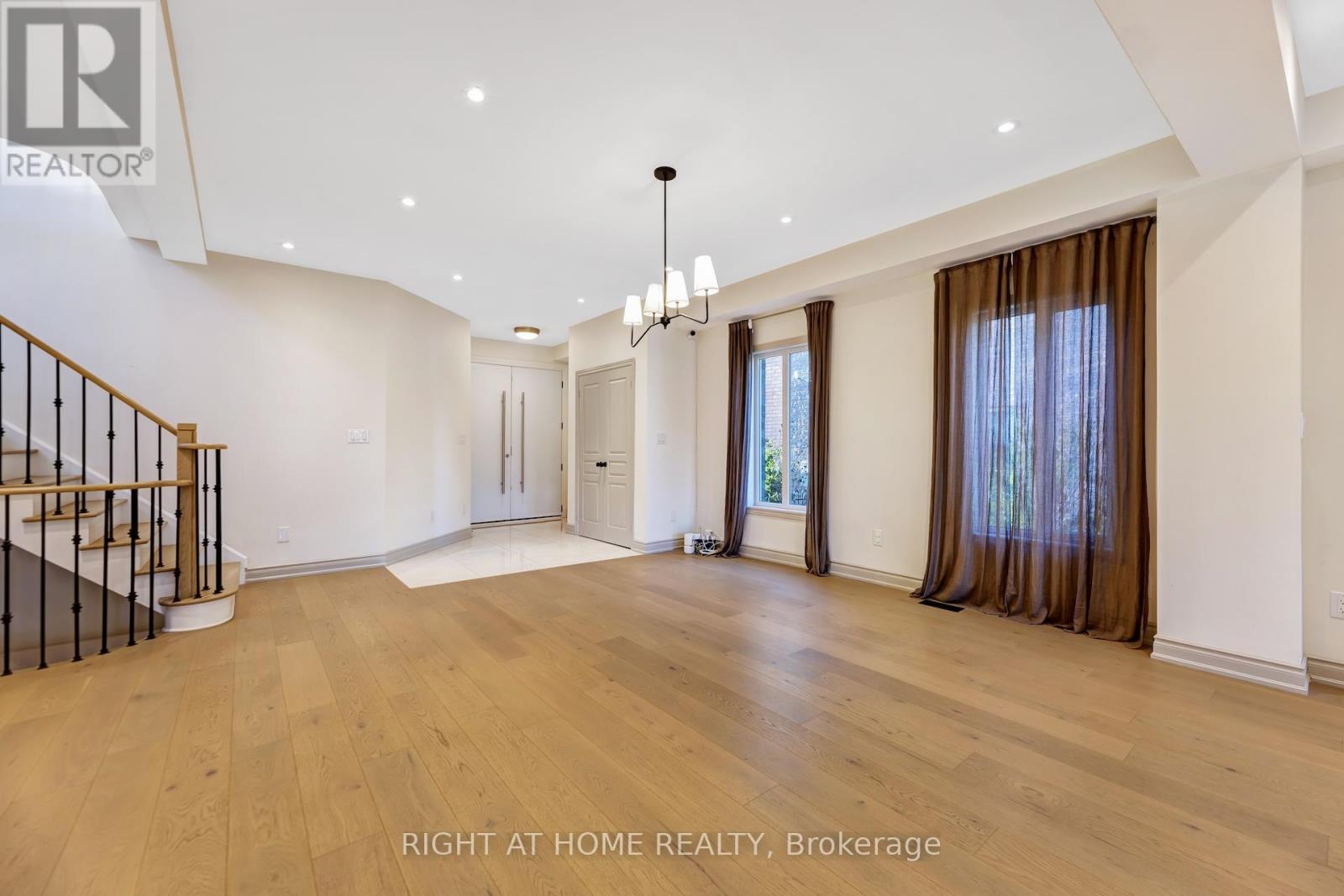 57 Calera Crescent, Vaughan, Ontario  L4H 1V9 - Photo 17 - N12844888