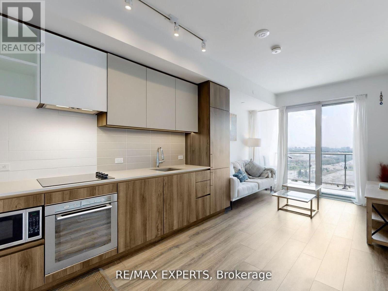 1108 - 1000 Portage Parkway, Vaughan, Ontario  L4K 0L1 - Photo 5 - N12844898