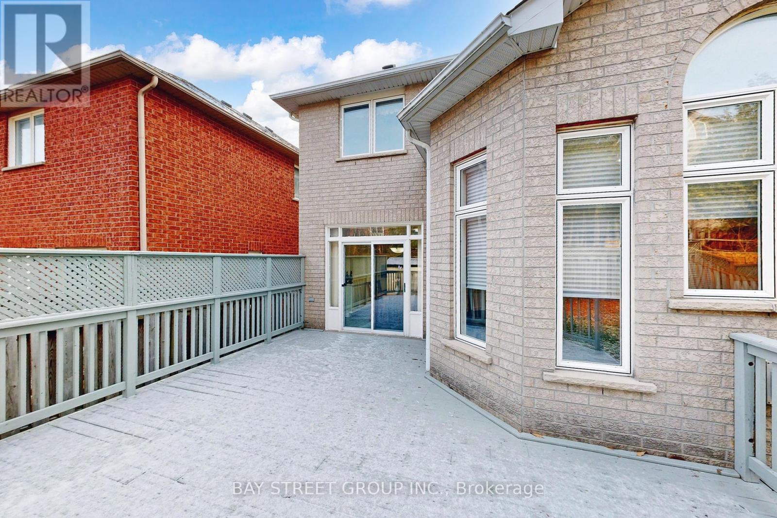 103 Colesbrook Road, Richmond Hill, Ontario  L4S 2G3 - Photo 41 - N12844928