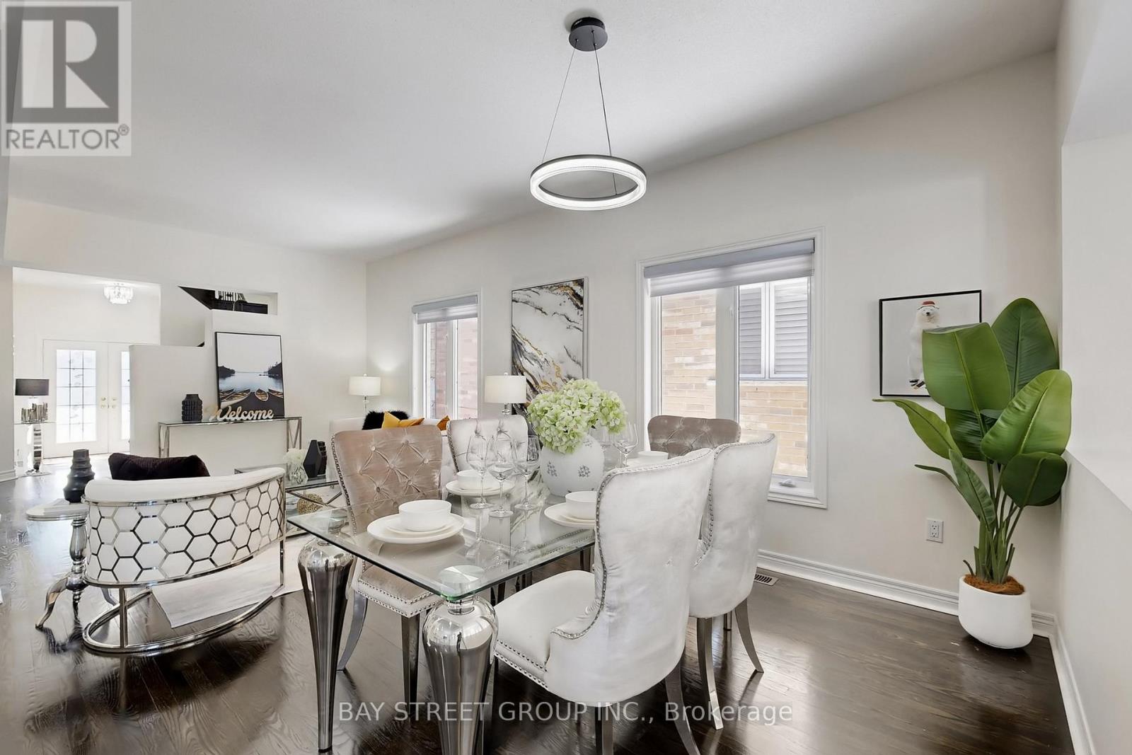 103 Colesbrook Road, Richmond Hill, Ontario  L4S 2G3 - Photo 6 - N12844928