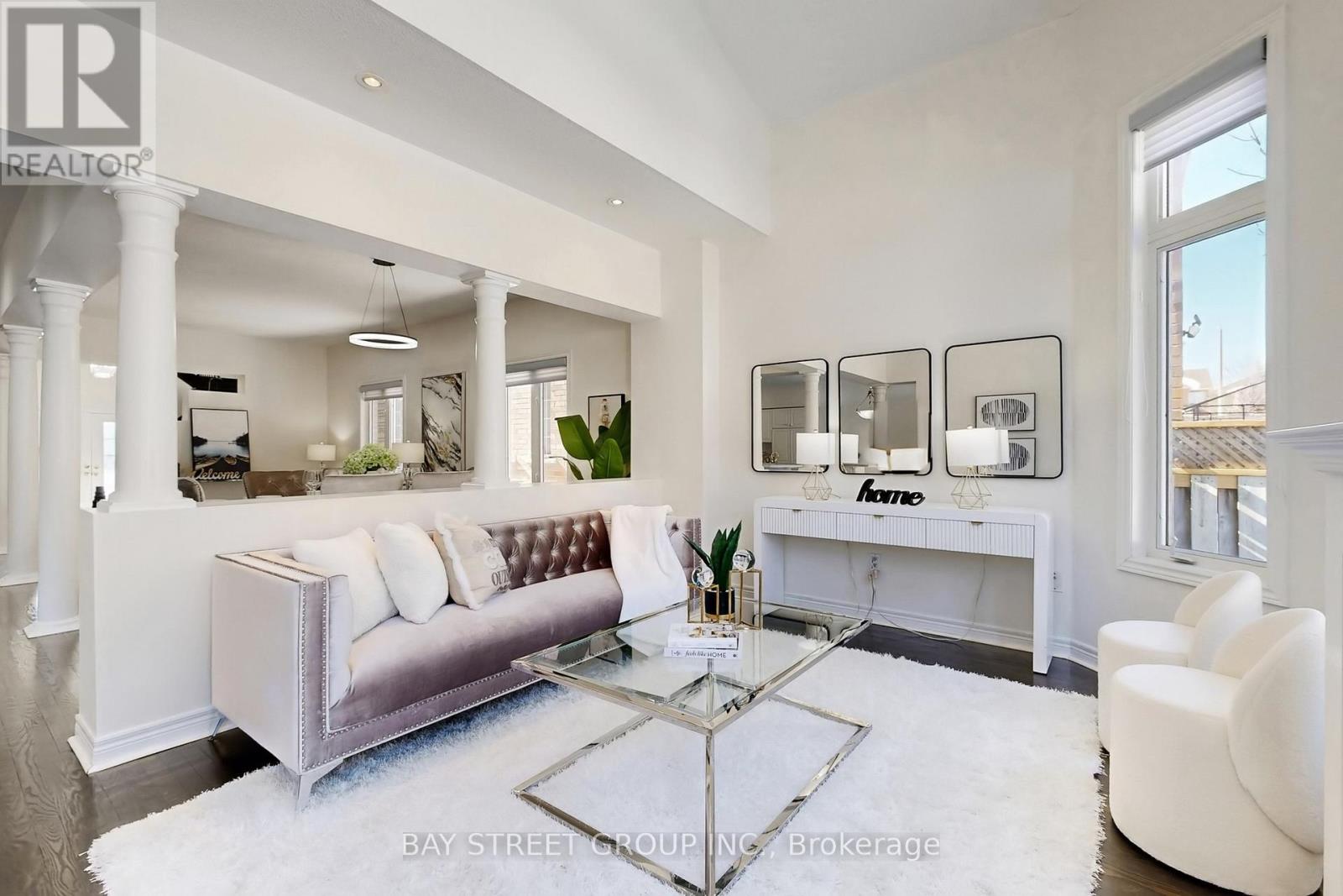 103 Colesbrook Road, Richmond Hill, Ontario  L4S 2G3 - Photo 9 - N12844928